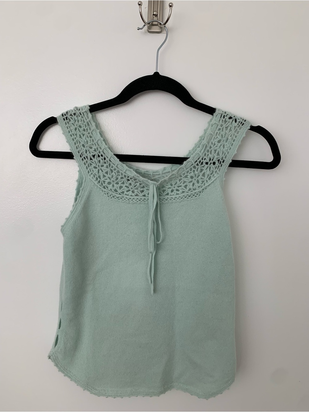 Autumn Cashmere 100% cashmere lace detail knit sleeveless top NWT
